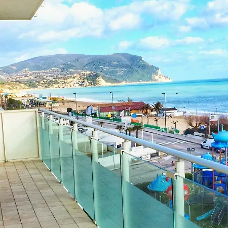 Emozione Marina - Fronte Mare Apartment